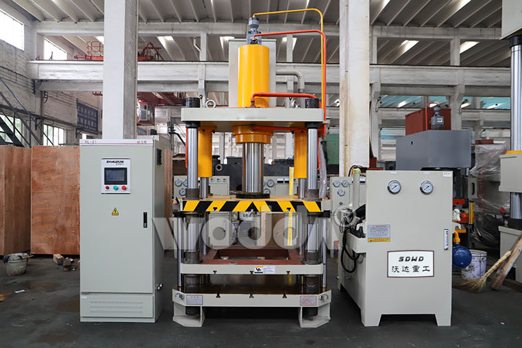 100T四梁四(sì)柱液壓機(ji)