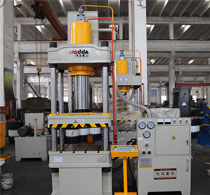 200T四柱(zhù)三梁液(ye)壓機