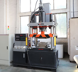 63噸快(kuài)速拉伸(shēn)機