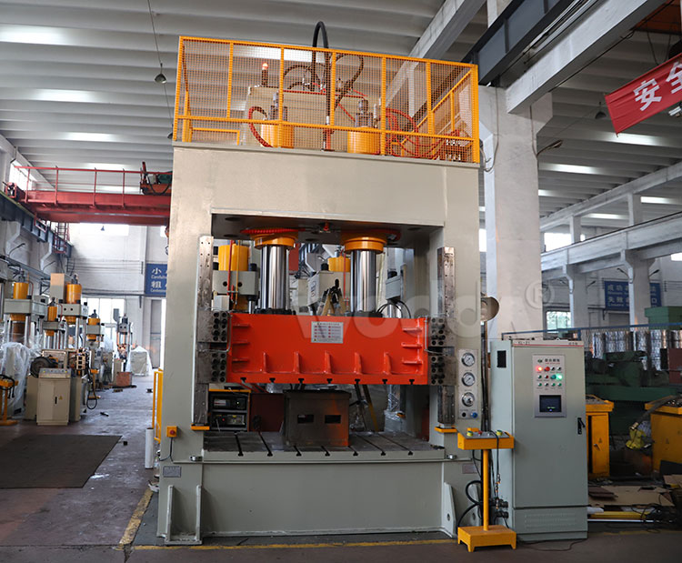 框架(jià)式液壓機