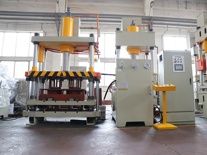 四柱三(san)梁液壓(yā)機技術(shù)參數