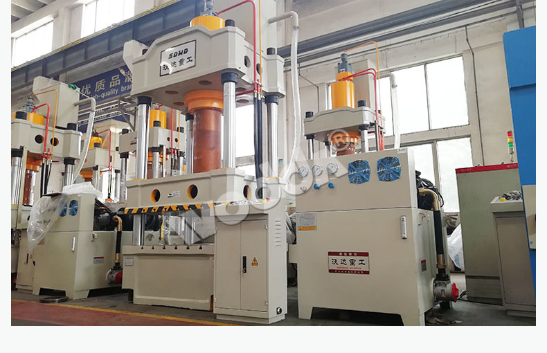 複合井蓋液(yè)壓機