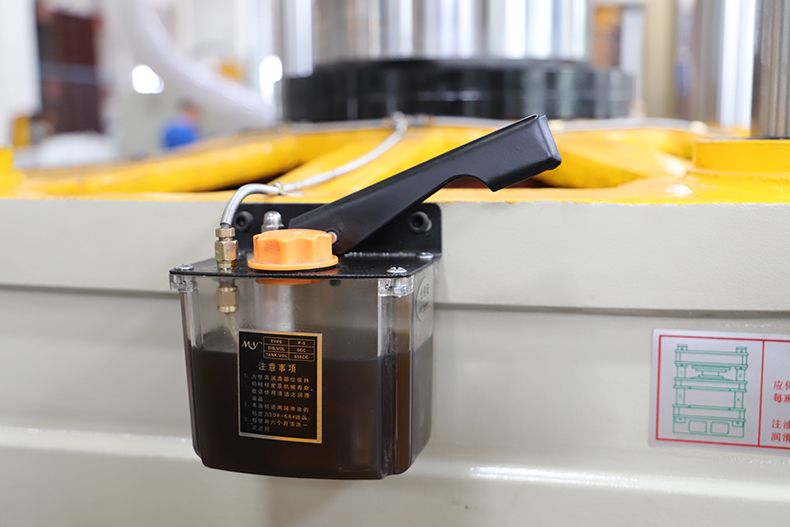 密胺餐具(jù)熱壓成型液壓機(jī)