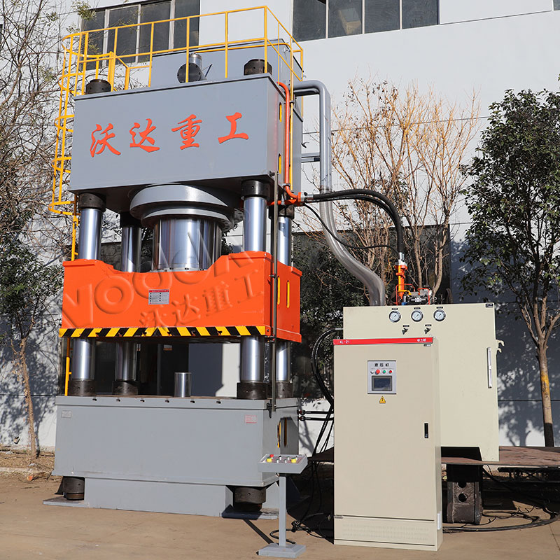 1000噸三梁四(si)柱油壓機多少(shǎo)錢一台