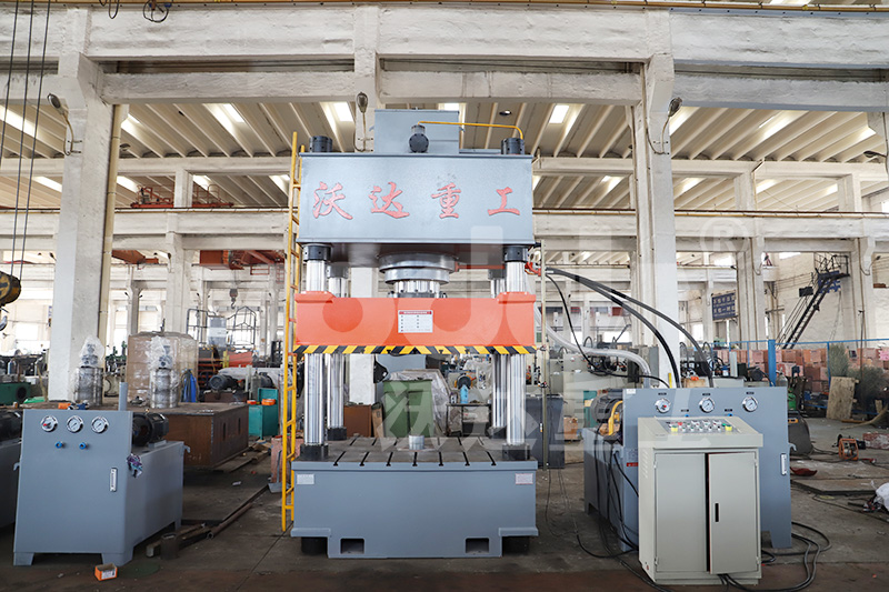 500噸四柱(zhu)液壓機價格