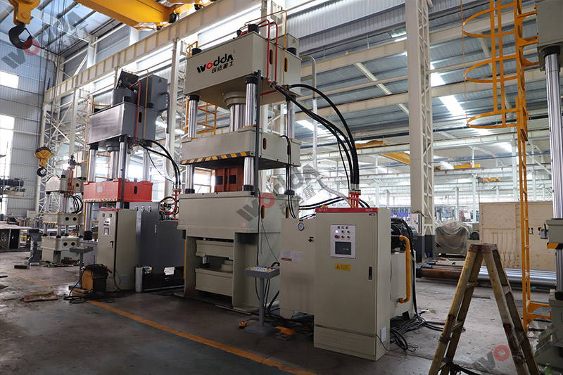 500噸拉伸(shēn)液壓機