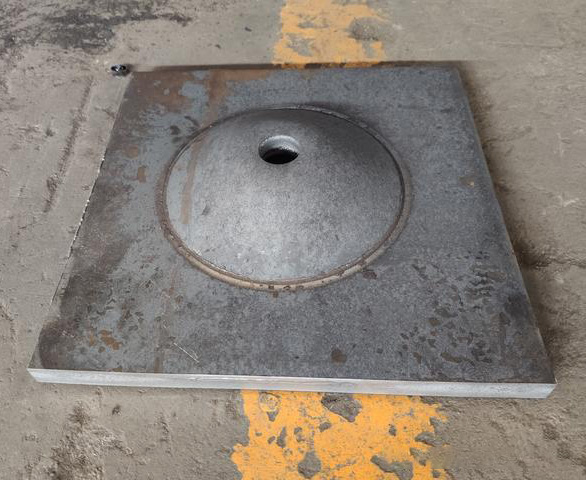 礦用錨(máo)杆托盤成品