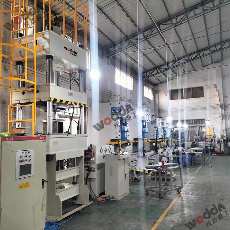 500T液壓拉(lā)伸機