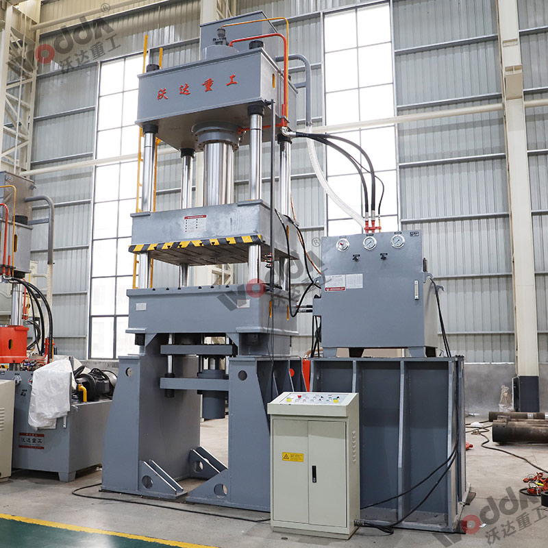 315噸液(yè)壓拉伸機