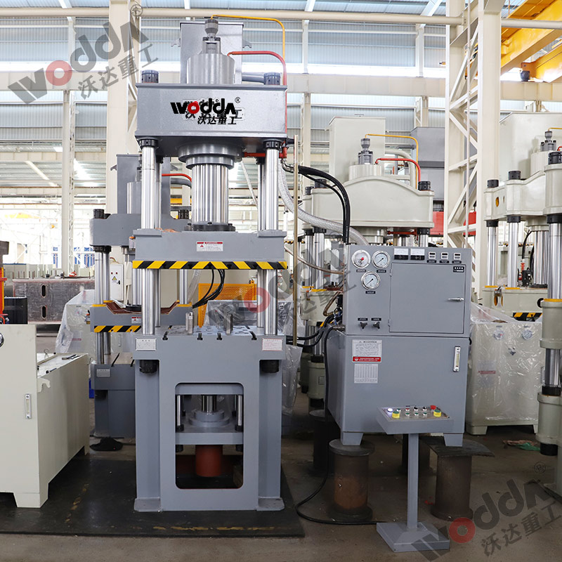 200噸(dūn)拉伸液壓機(ji)