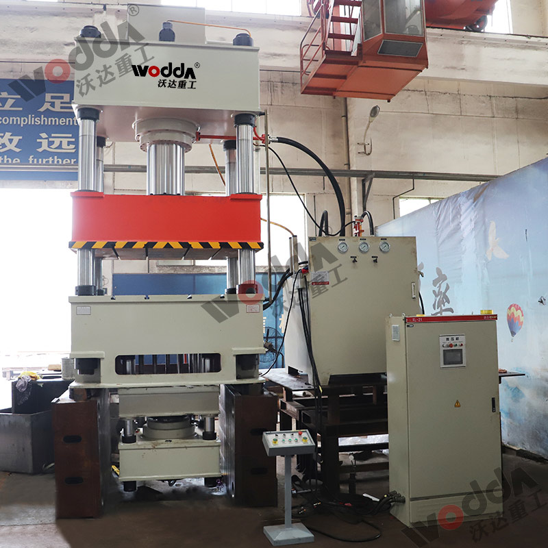 630噸(dūn)拉伸液壓機(jī)