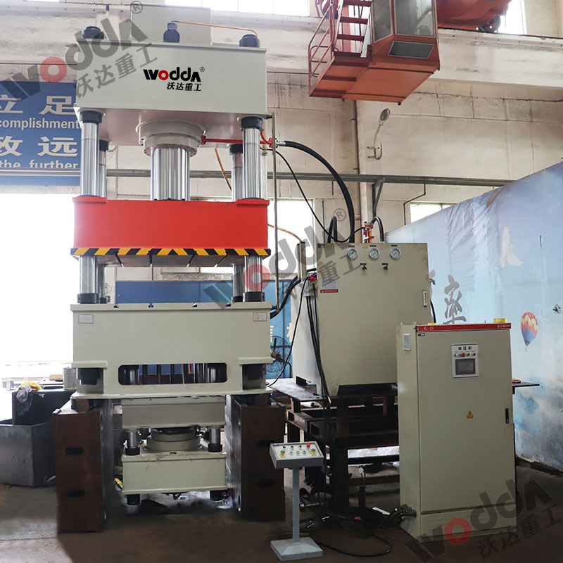 630噸(dun)不鏽鋼拉伸液(yè)壓機