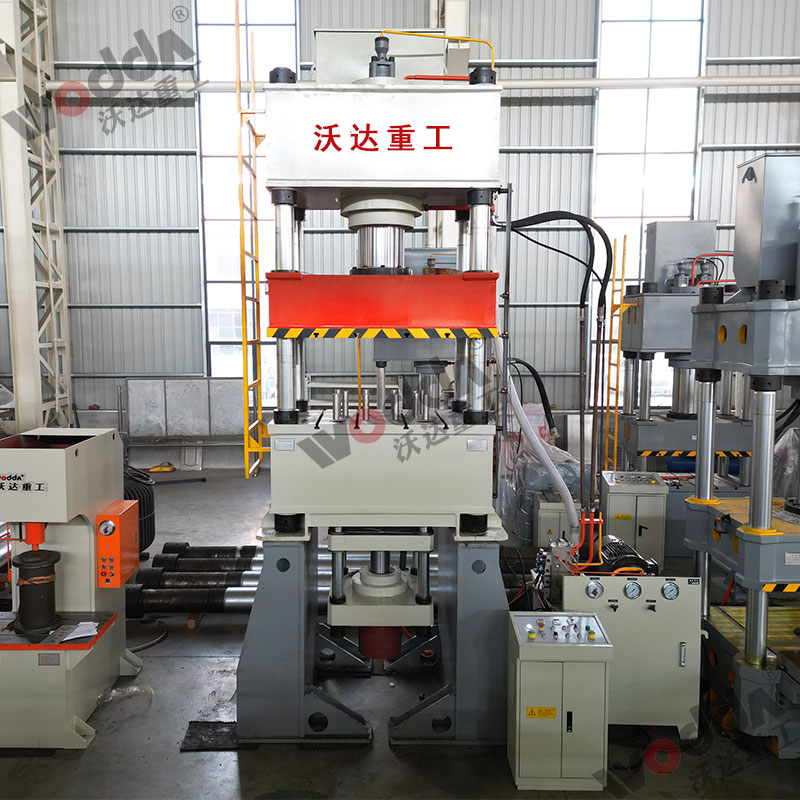 315噸(dūn)液壓墊(nian)拉伸液(ye)壓機 315噸(dūn)液壓墊(niàn)拉伸液(yè)壓機