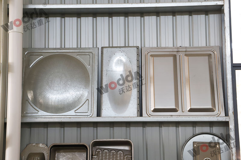 不鏽鋼水(shui)箱闆成品