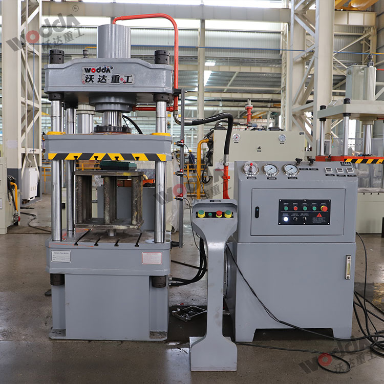 100噸拉伸(shen)液壓機