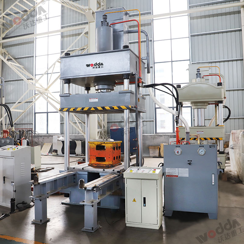 200噸拉伸(shēn)液壓機(jī)