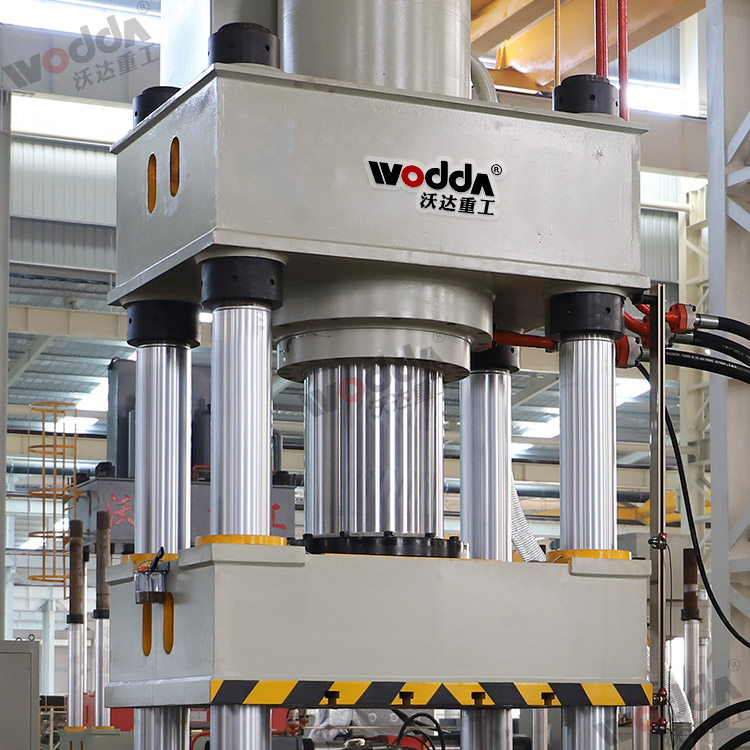 500噸拉伸(shen)液壓機(jī)（四柱）