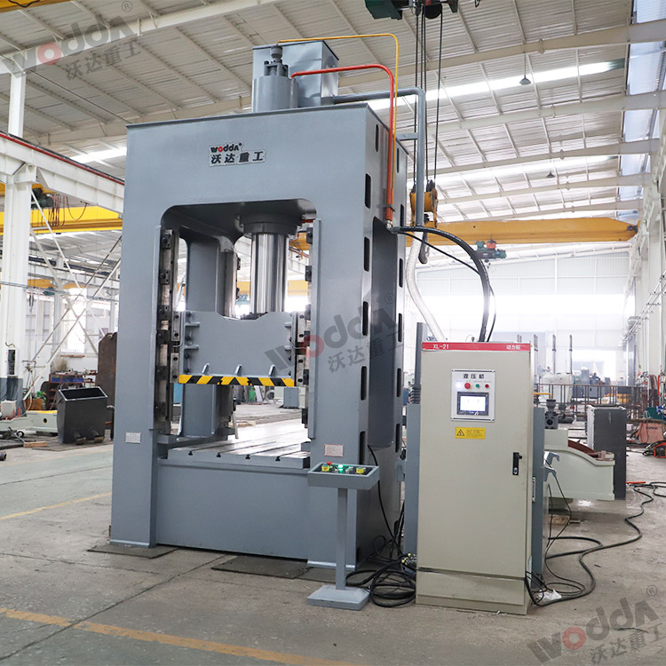 200噸框架(jià)液壓機(jī)（圖3）