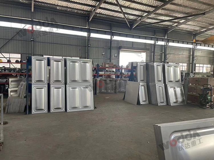 不鏽(xiu)鋼水箱(xiang)沖壓闆(pan)