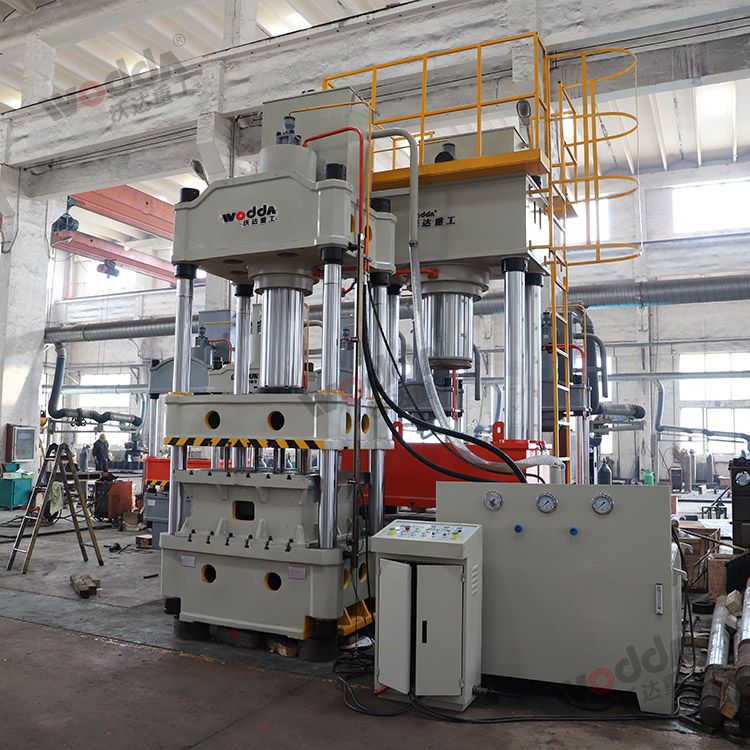 315噸拉伸(shen)液壓機（上置(zhì)液壓墊1）