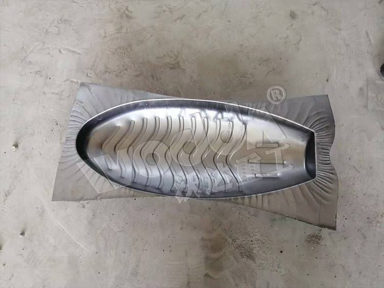 250噸(dūn)拉伸液壓(ya)機拉伸太(tai)陽能路燈(dēng)殼