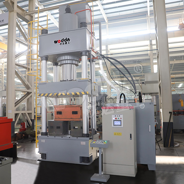 630噸(dūn)拉伸液壓機