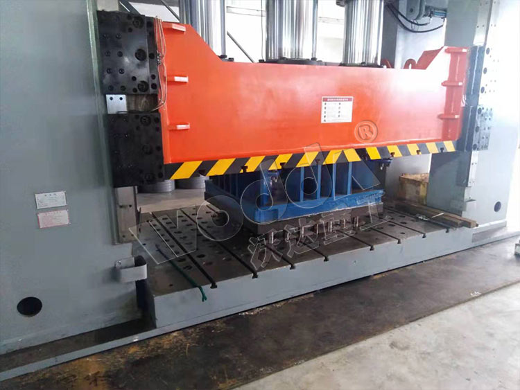 1000噸框架(jia)式液壓機(jī)拉伸金屬(shu)薄闆