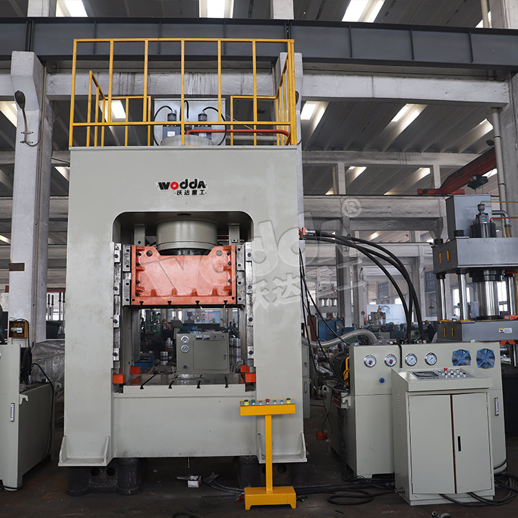 500噸框架(jia)式液壓(ya)機