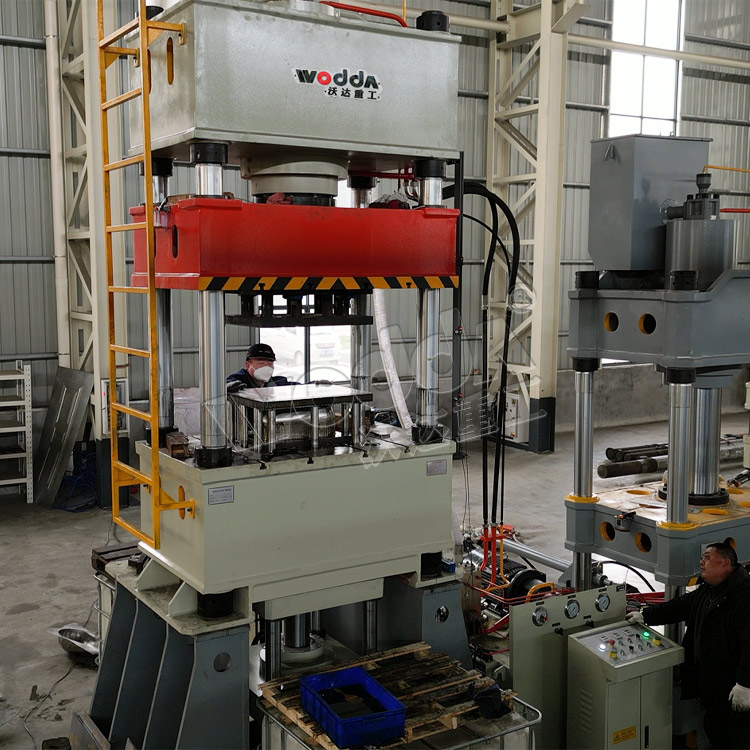 315噸(dūn)不鏽鋼蹲便(biàn)器拉伸液壓(yā)機