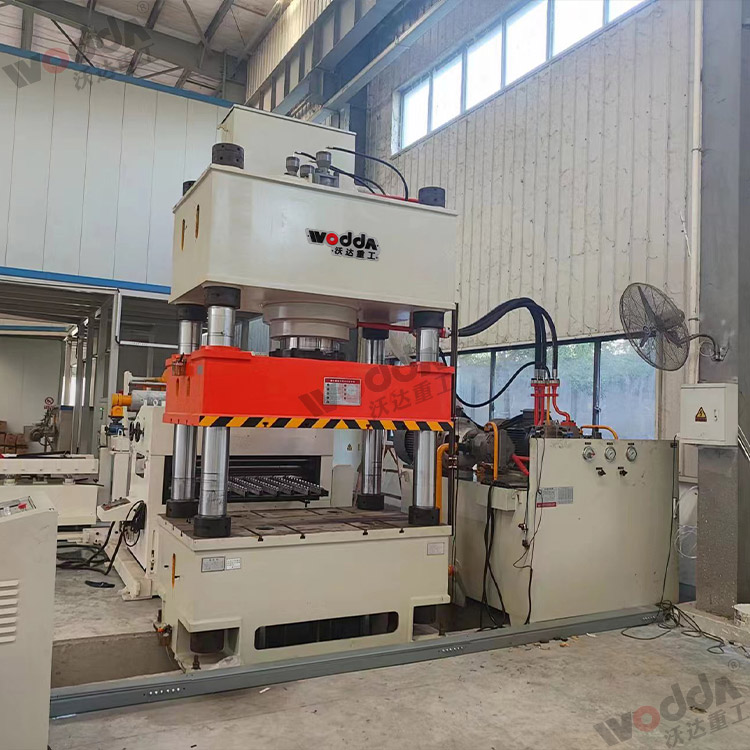 500噸拉(la)伸液壓機