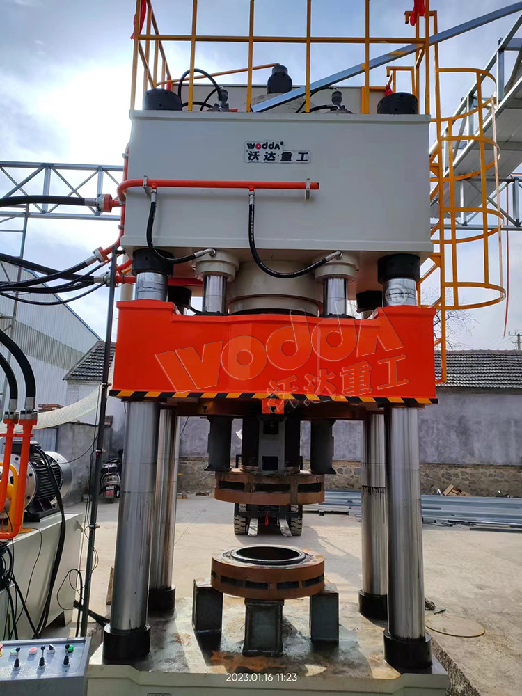 800噸(dun)封頭拉(lā)伸液壓(ya)機