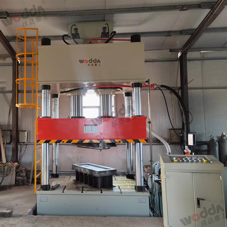 400噸金屬沖(chong)壓拉伸壓型液壓(yā)機