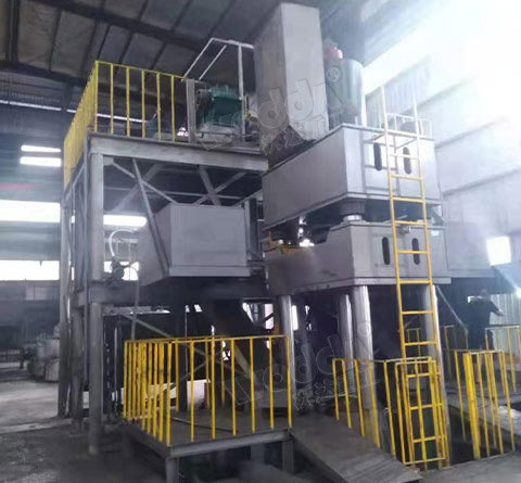 石(shi)墨坩埚液壓(ya)機