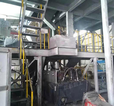 石墨(mo)坩埚液壓機(jī)