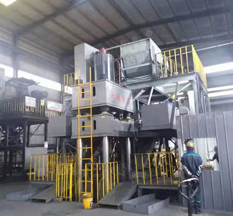 石墨坩(gān)埚液壓機