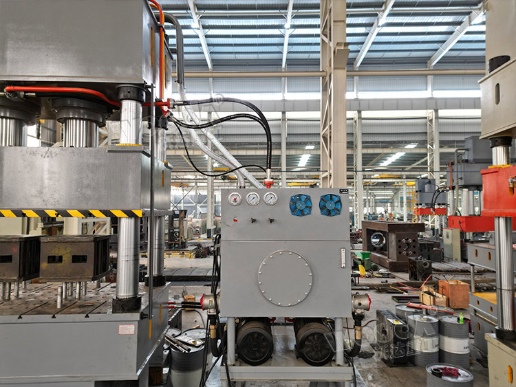 630噸拉伸機動力系(xi)統