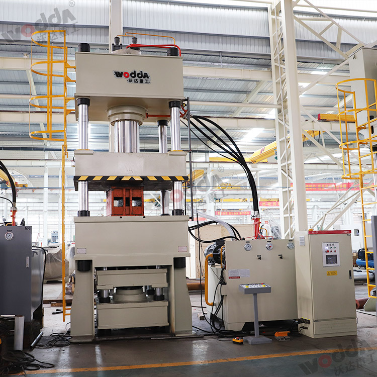 500噸多頂杆(gan)拉伸液壓機(jī)