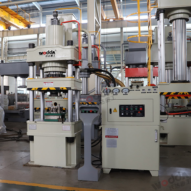 200噸下(xià)頂缸式拉伸液壓(yā)機