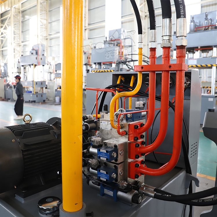 100噸液(ye)壓機插裝(zhuang)式液壓系(xi)統