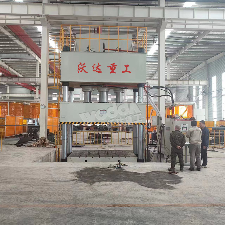 1000噸(dun)汽車配(pei)件拉伸(shēn)液壓機(jī)