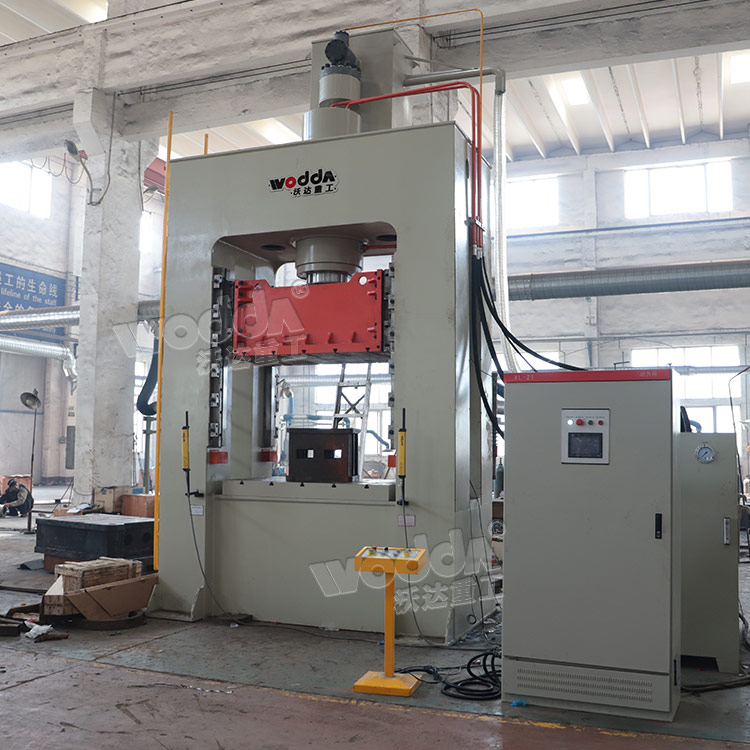 400噸框架式液(ye)壓機