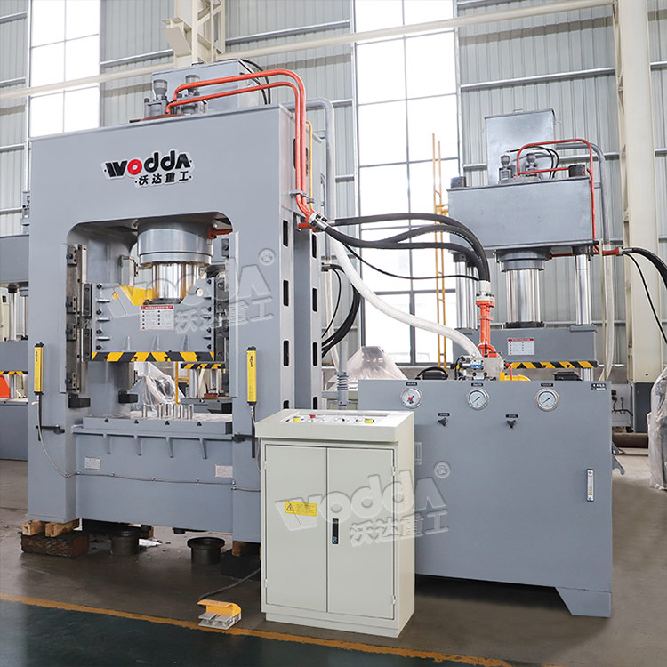 315噸框(kuàng)架式薄闆拉(la)伸液壓機