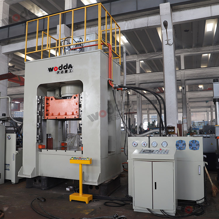 500噸(dūn)框架式薄(bao)闆拉伸液(ye)壓機 500噸框(kuàng)架式薄闆(pan)拉伸液壓(ya)機