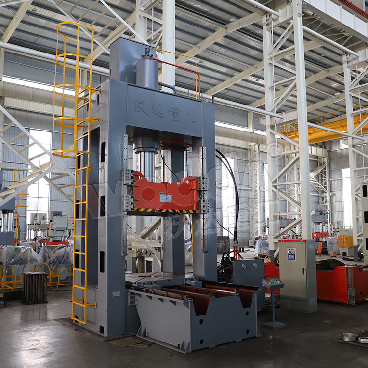 315噸框架式液壓(yā)機車間現貨