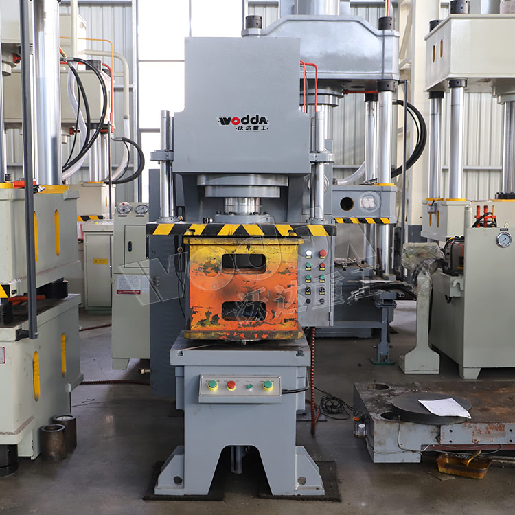 20噸單(dan)臂液壓機(jī)