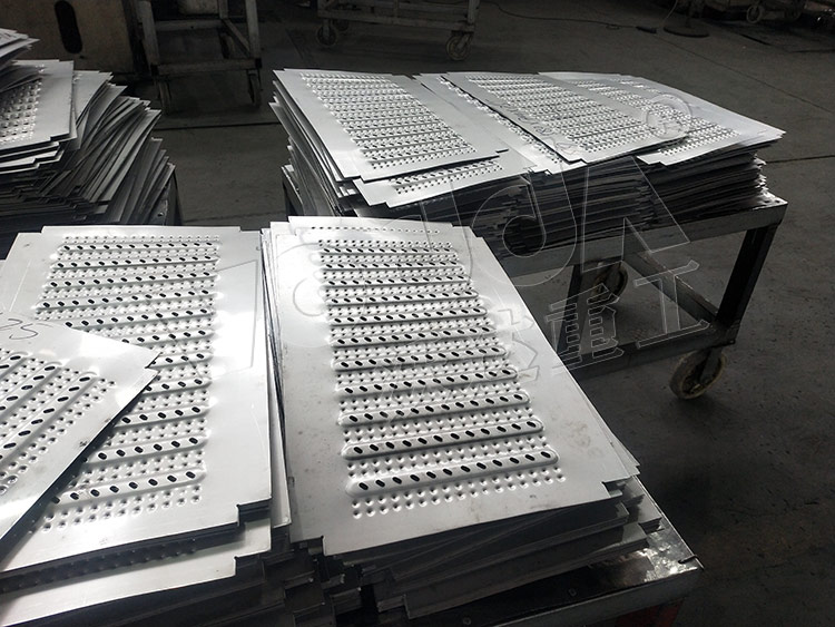 不鏽鋼地溝(gou)蓋闆