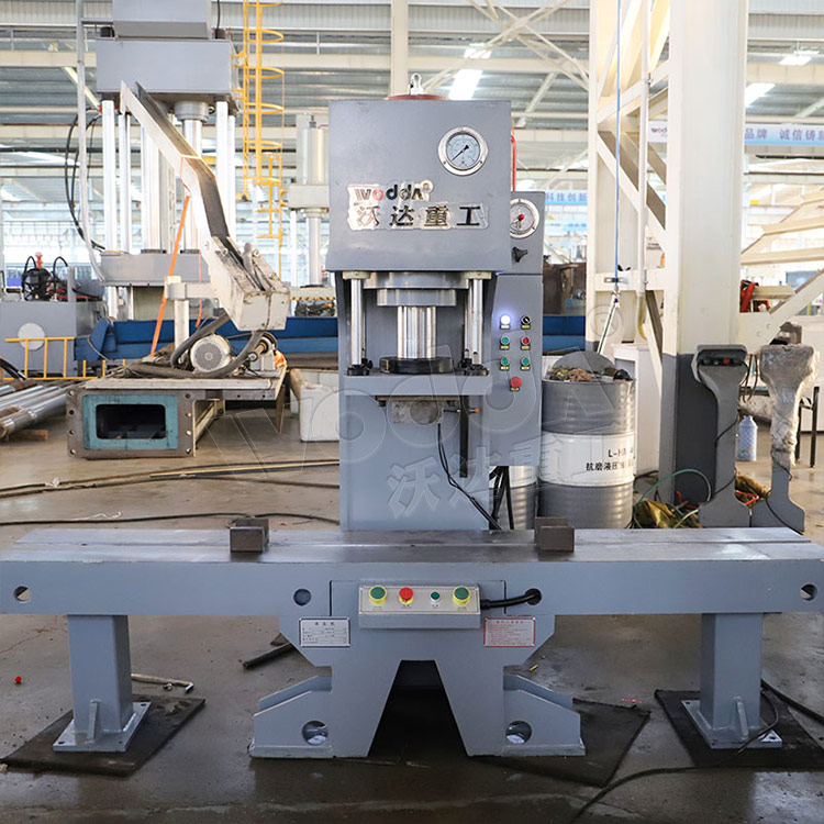 63噸單臂(bì)校直機