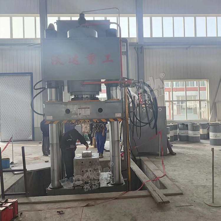 匣缽成型液(yè)壓機