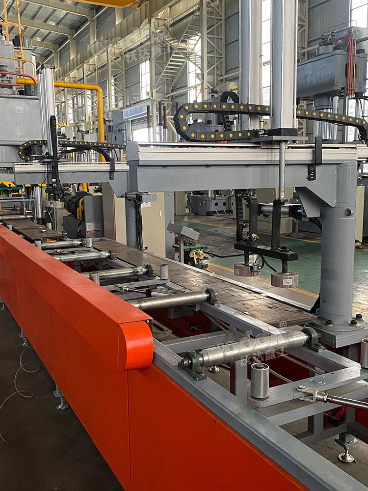 自動(dong)送料機