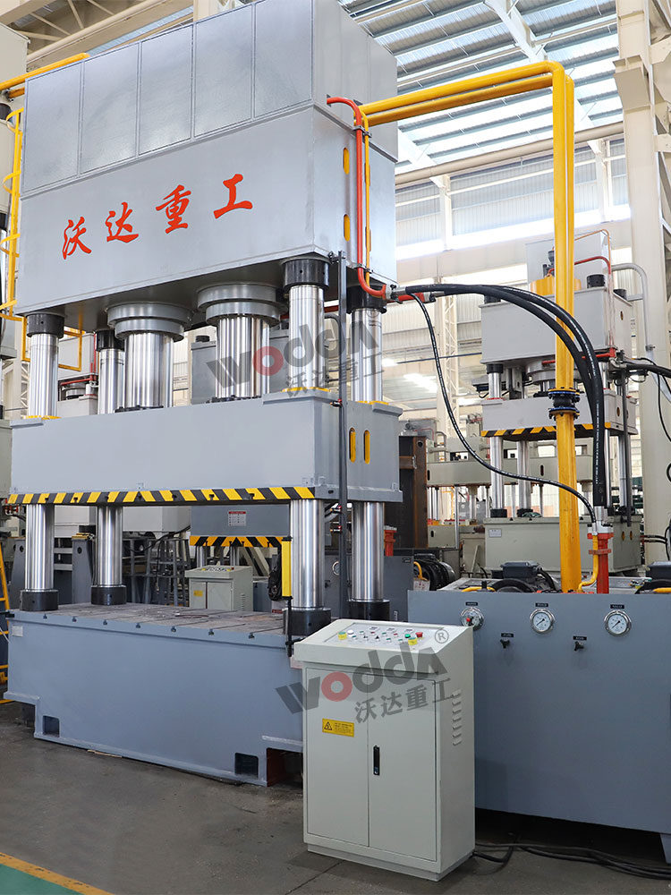 800噸四柱液(yè)壓機YQ32-800T